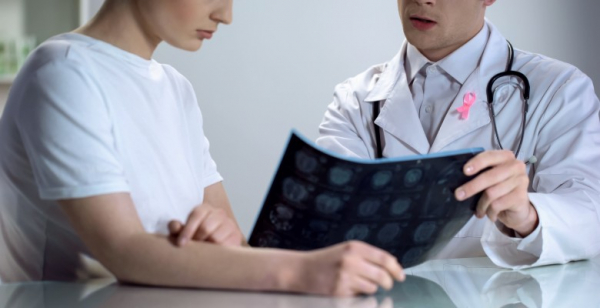Cancro da mama metastático HER2+: Dados da vida real do tratamento com trastuzumab deruxtecan