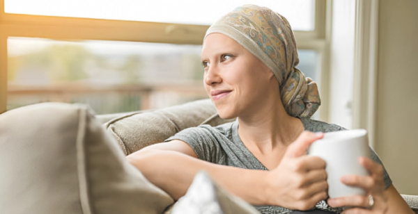 É urgente reintegrar a sobrevivente do cancro da mama no mercado de trabalho