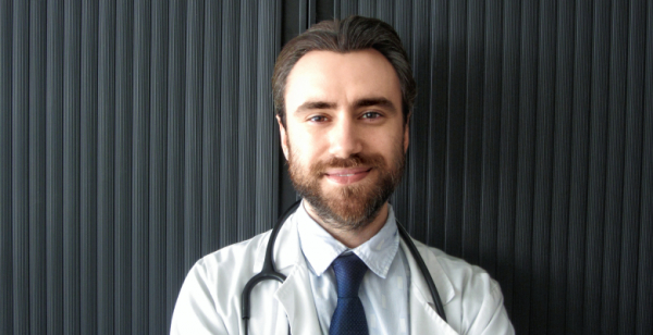 Prof. Doutor Mário Fontes e Sousa faz uma selecção global de comunicações no cancro colorretal metastizado