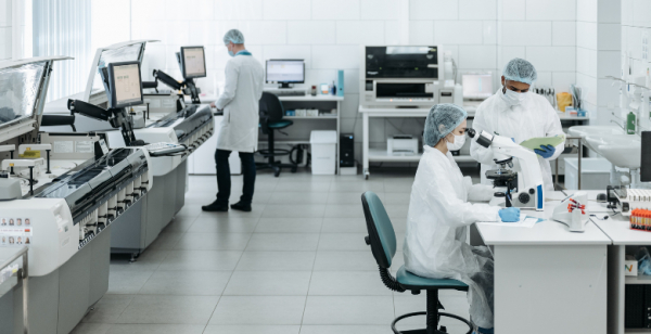 CMT: Lilly autorizada a comercializar na UE selpercatinib como tratamento de 1L em adultos ou jovens a partir dos 12 anos