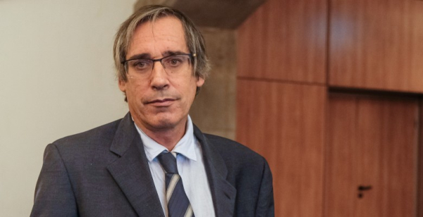 Biopsia de gânglio sentinela vs. esvaziamento ganglionar seletivo no tumor precoce da cavidade oral