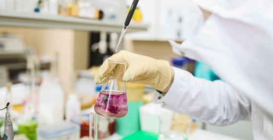 Novo teste deteta cancro anos antes dos primeiros sintomas