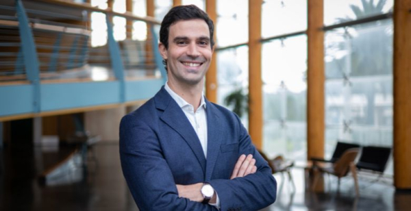 “A IA tem o potencial de revolucionar como diagnosticamos, tratamos e cuidamos dos nossos doentes”